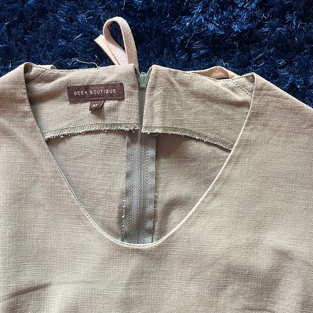 Olive Green Geek Boutique Dress. - Picture 6 of 6